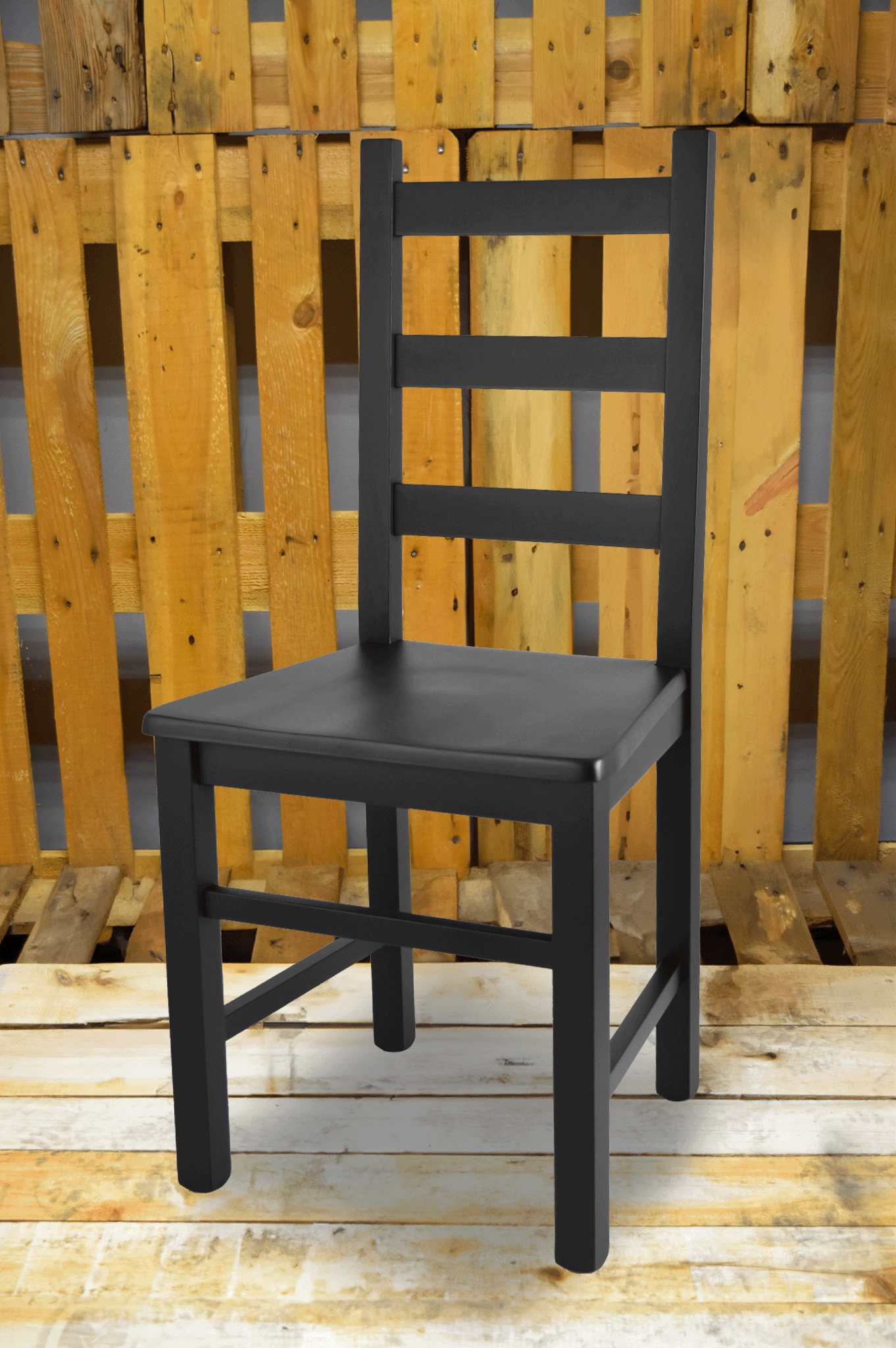 Stock second choice chair model 17 black color wooden seat
