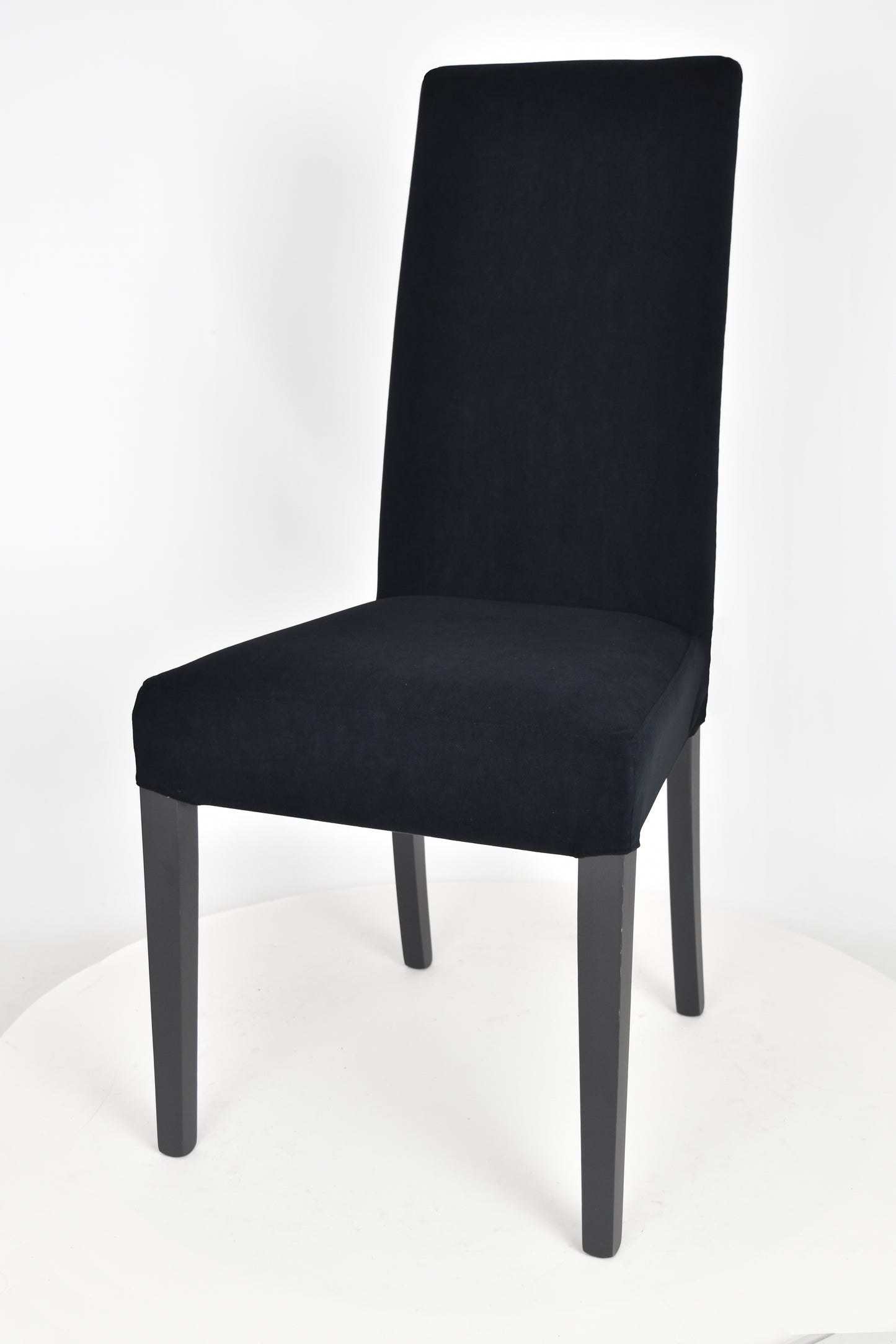 Sedia outlet modello 35 imbottita e sfoderabile in velluto opaco color nero