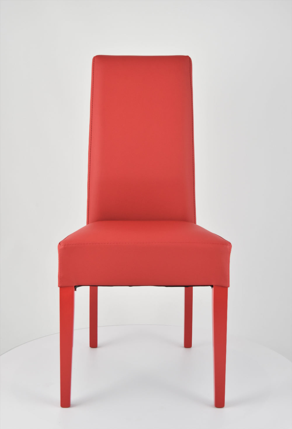 Sedia outlet modello 36 imbottita in finta pelle colore rosso
