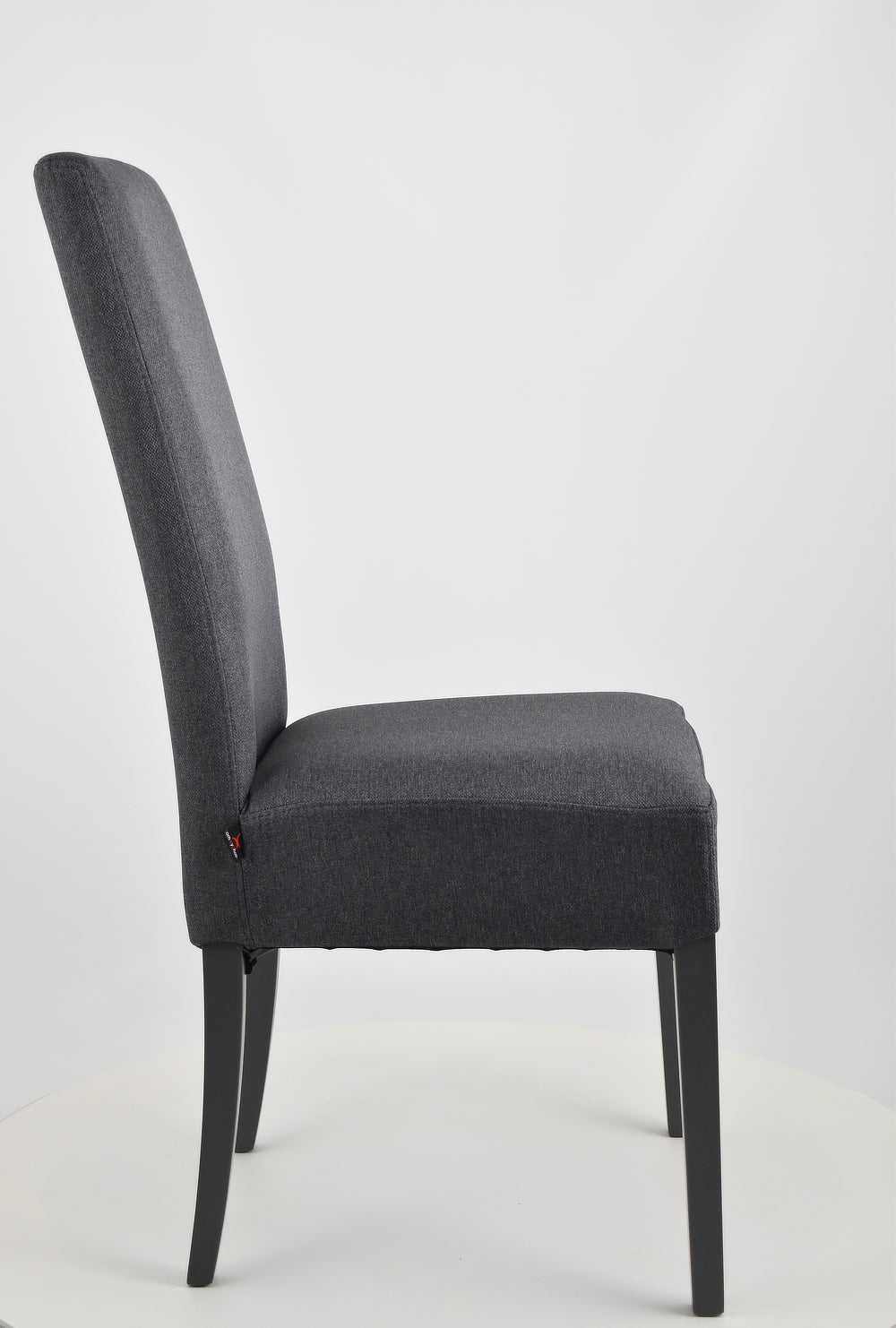 Sedia outlet modello 36 imbottita in tessuto colore grigio scuro