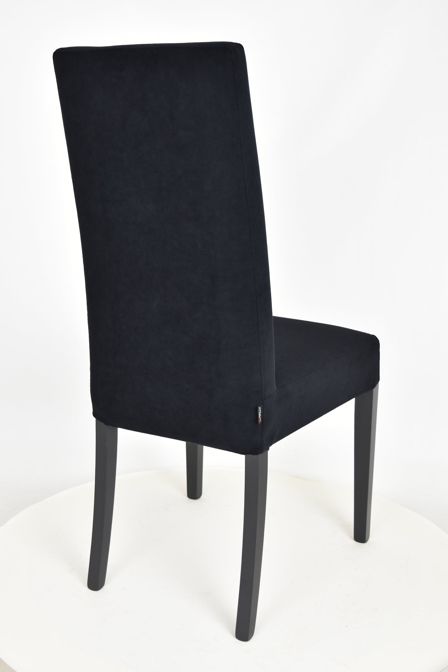 Sedia outlet modello 35 imbottita e sfoderabile in velluto opaco color nero
