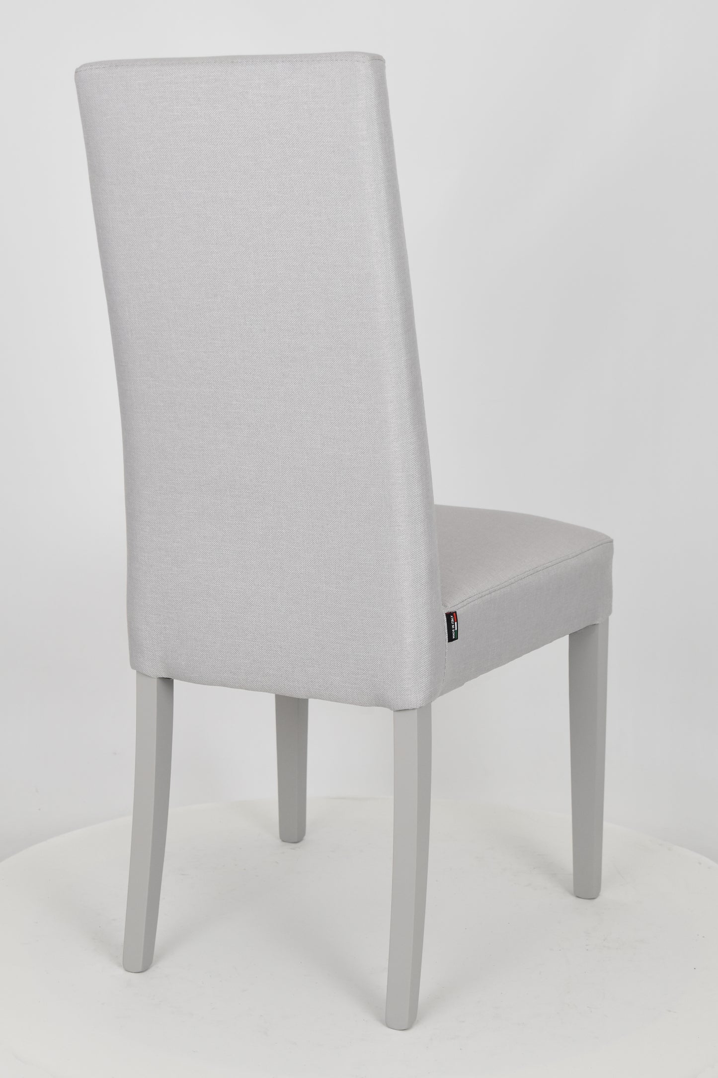Sedia outlet modello 36 imbottita in tessuto colore grigio perla