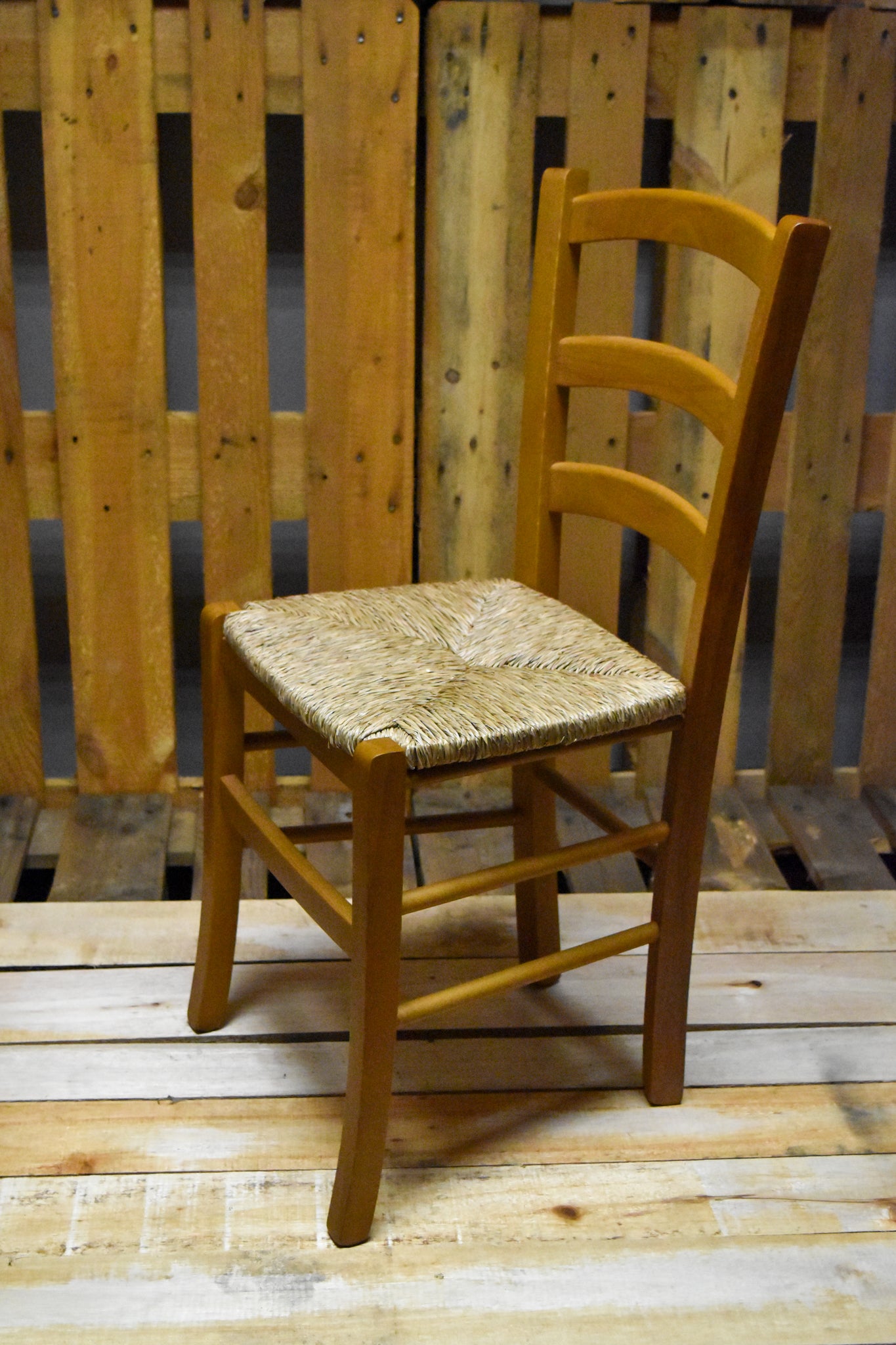 Stock second choice chair model 14 oak color straw seat