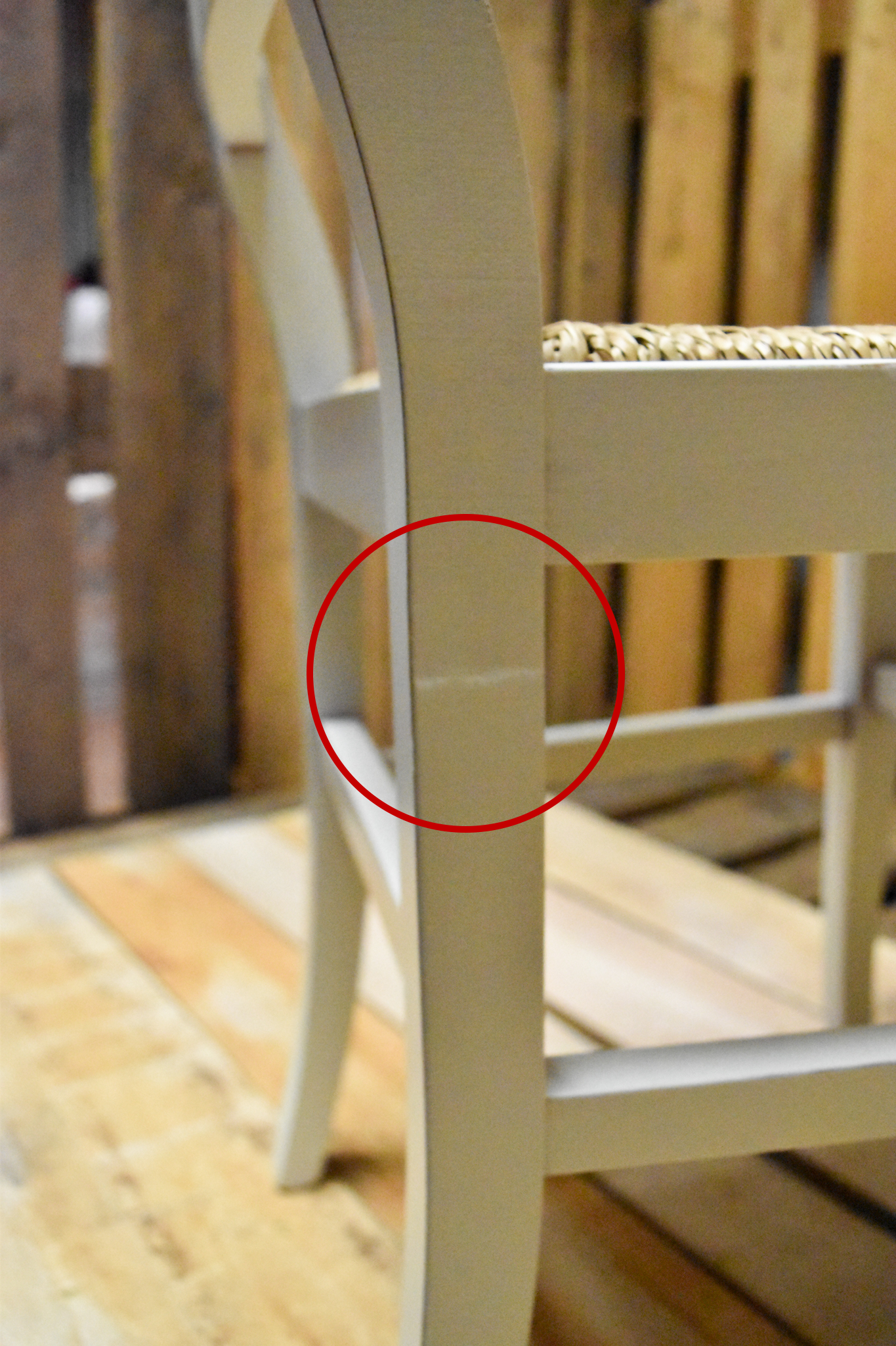 Stock second choice chair model 16/11 artisan-made antique white color straw seat