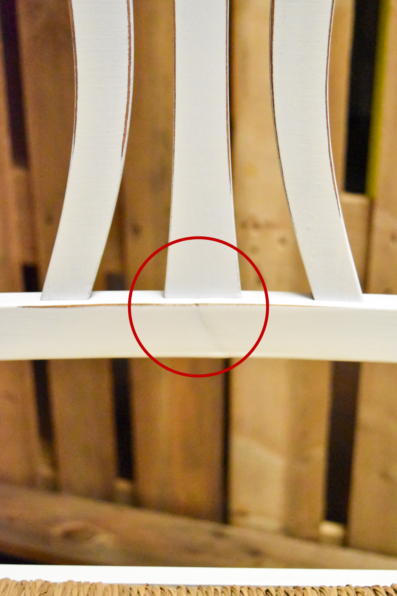 Stock second choice chair model 16/11 artisan-made antique white color straw seat