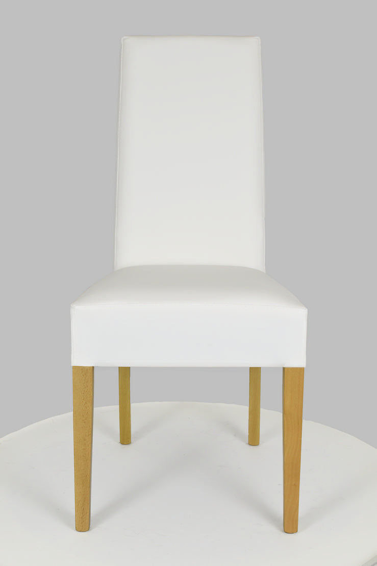 Sedia outlet modello 36 imbottita in finta pelle colore bianco gambe color rovere