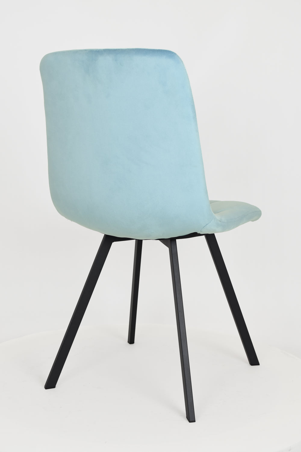 Sedia outlet modello 94 imbottita in velluto color azzurro