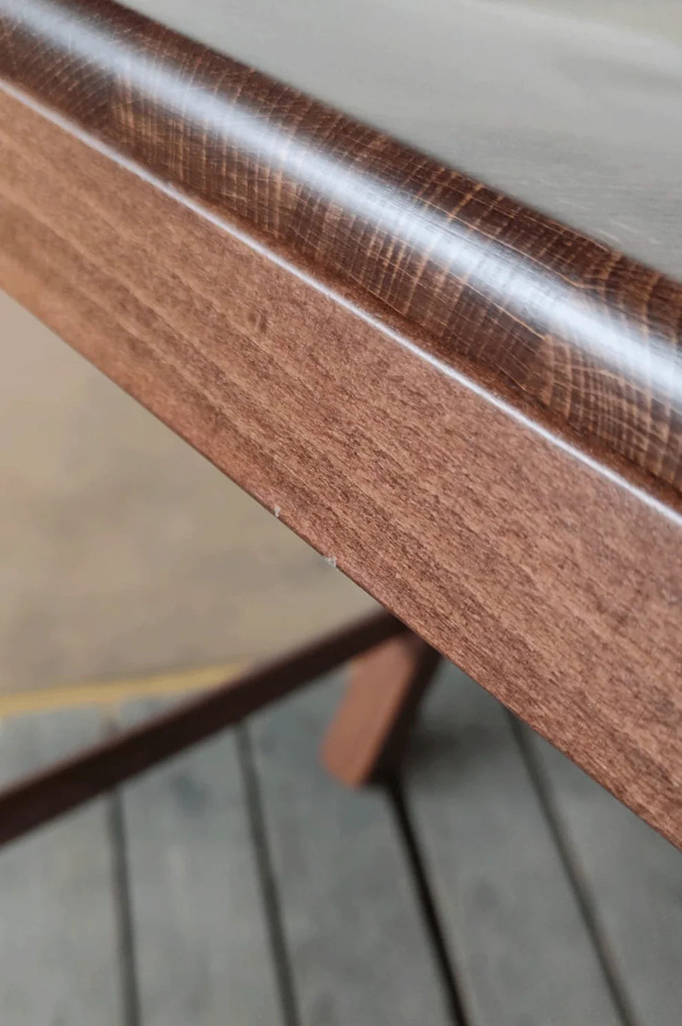 Stock sedia seconda scelta modello 21 colore noce chiaro 110 seduta in legno