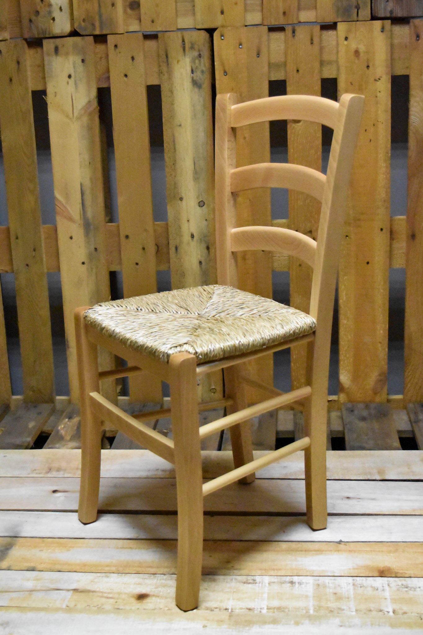 Stock chairs model 14 natural color straw seat