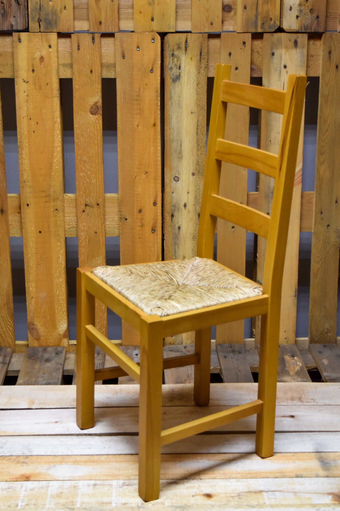 Stock chairs model 17 in oak color with straw seat