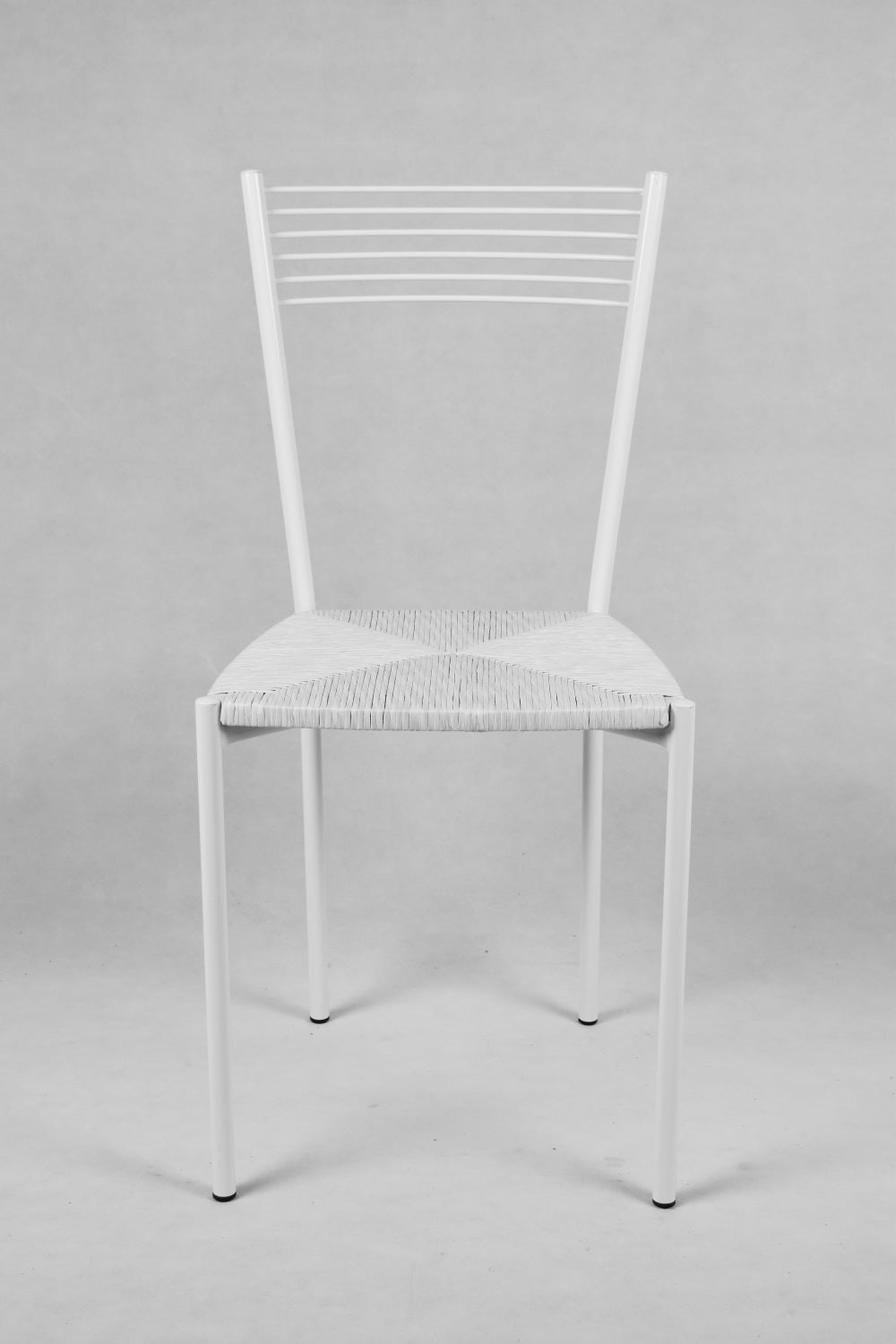 Stock second choice chair model M10 white painted structure straw seat