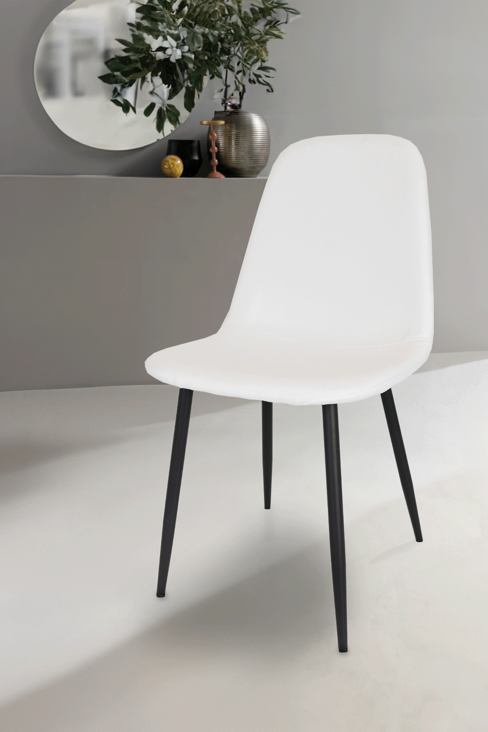 Outlet chair model 95 upholstered in white fabric 